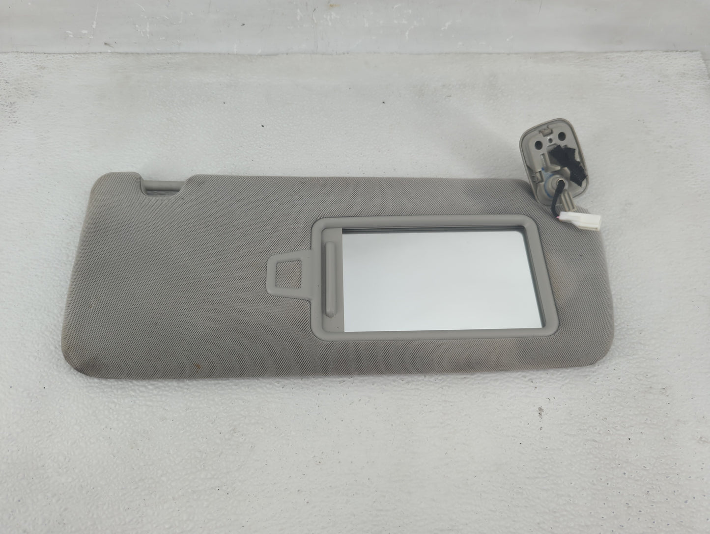2016-2020 Kia Optima Sun Visor Shade Replacement Passenger Right Mirror Fits Fits 2016 2017 2018 2019 2020 OEM Used Auto Par
