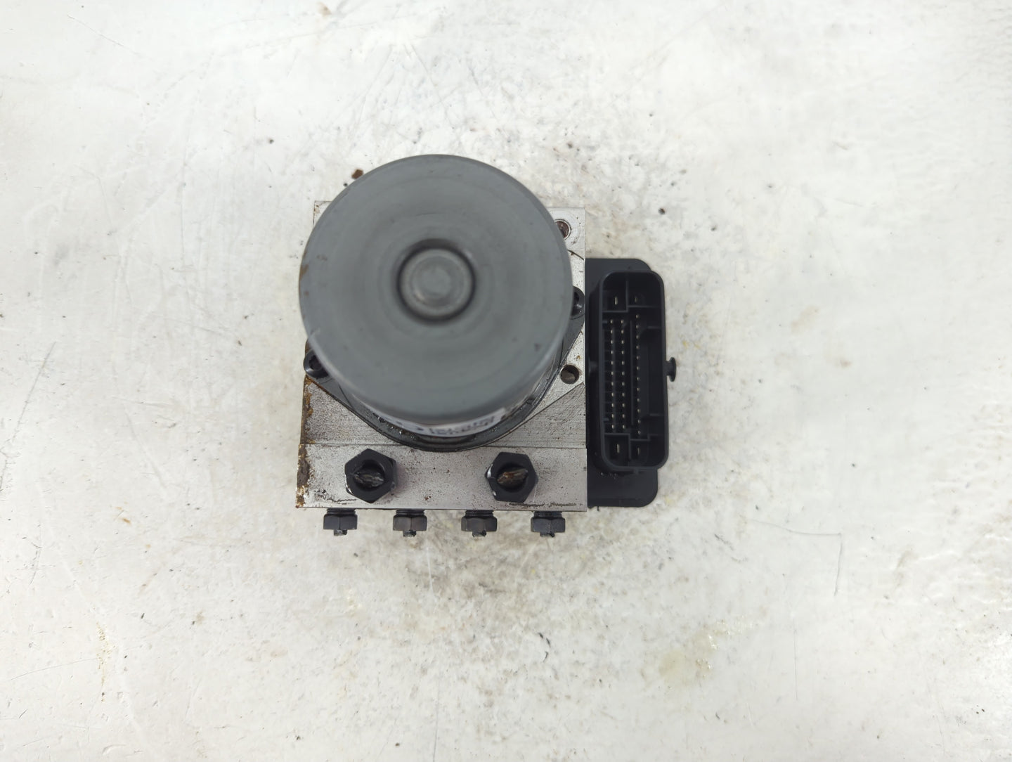 2016-2018 Kia Optima ABS Pump Control Module Replacement P/N:61589-45100 Fits Fits 2016 2017 2018 OEM Used Auto Parts - Oemu