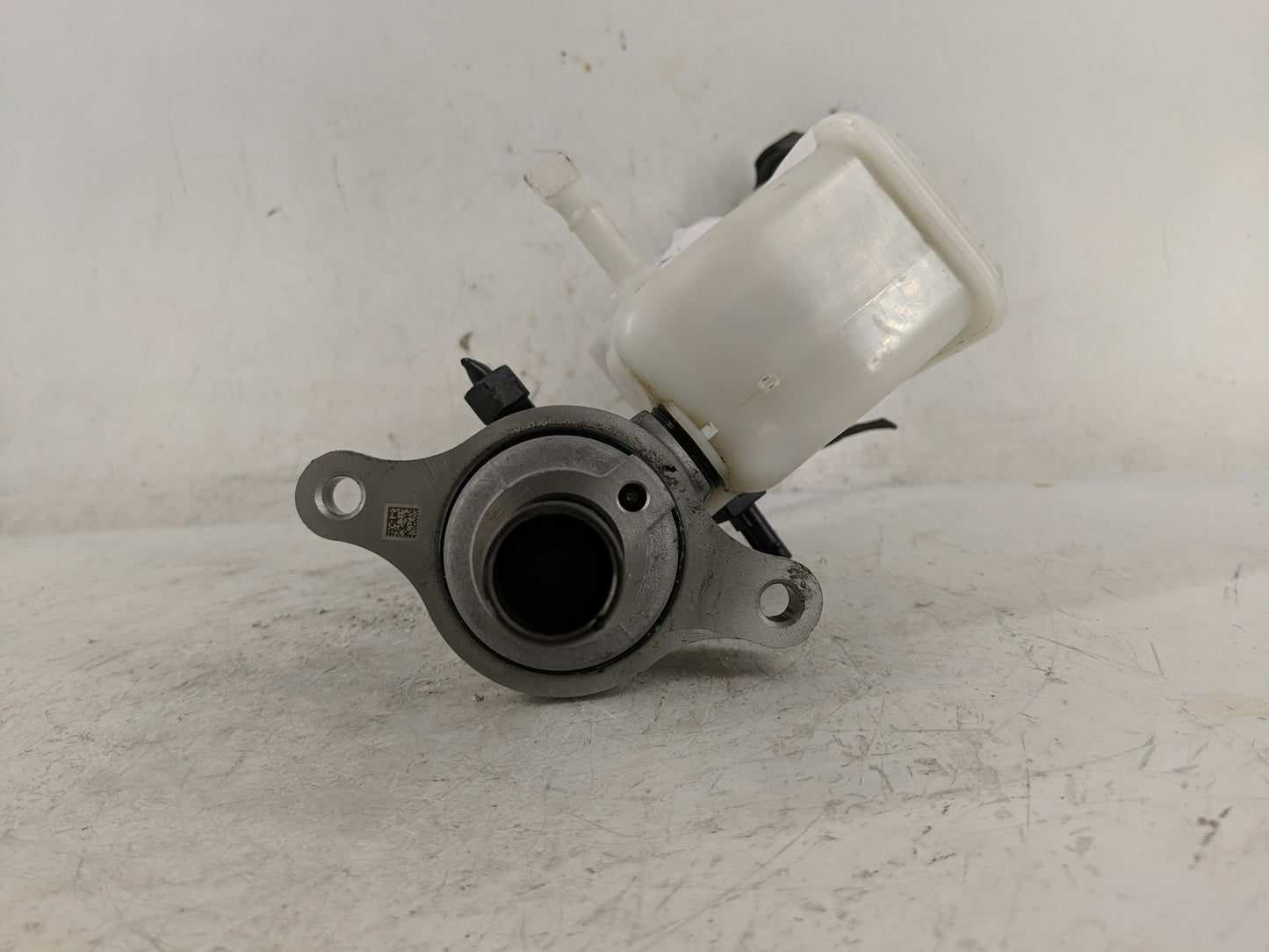 2016-2020 Kia Optima Brake Master Cylinder - Oemusedautoparts1.com