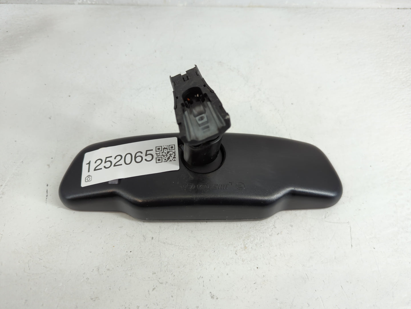 2017-2020 Kia Optima Interior Rear View Mirror Replacement OEM Fits Fits 2017 2018 2019 2020 OEM Used Auto Parts - Oemusedau