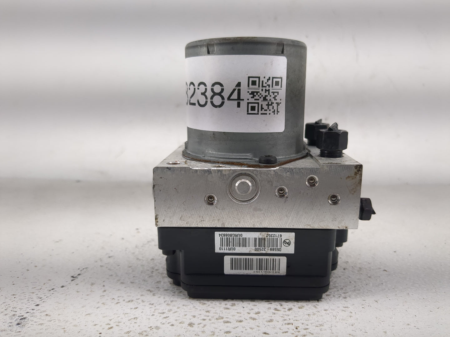 2017-2018 Kia Optima ABS Pump Control Module Replacement P/N:5890-D5060 D5589-22500 Fits Fits 2017 2018 OEM Used Auto Parts 