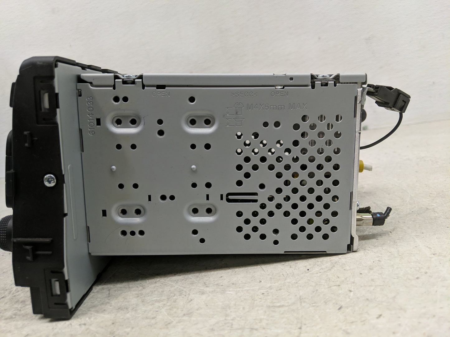 2017-2018 Kia Optima Radio AM FM Cd Player Receiver Replacement P/N:96180-A8150WK Fits Fits 2017 2018 OEM Used Auto Parts - 