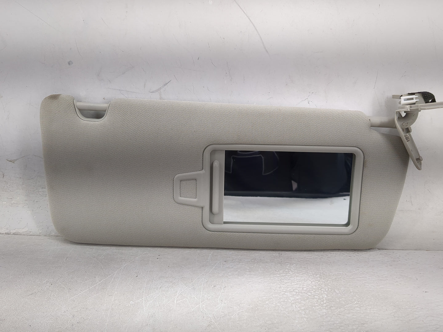 2016-2020 Kia Optima Sun Visor Shade Replacement Passenger Right Mirror Fits Fits 2016 2017 2018 2019 2020 OEM Used Auto Par