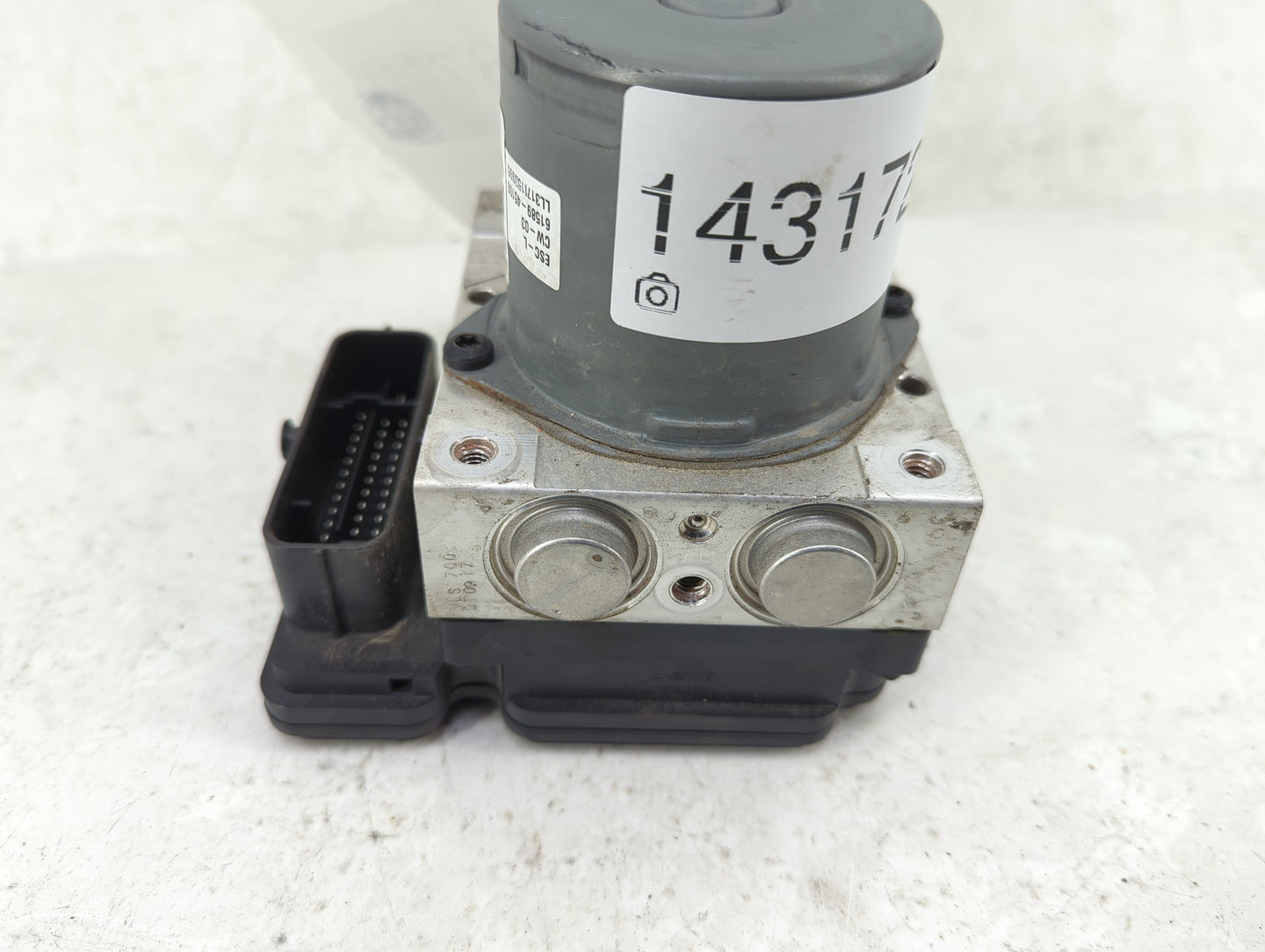 2016-2020 Kia Optima Throttle Body P/N:58900-D5060 Fits Fits 2015 2016 2017 2018 2019 2020 2021 2022 OEM Used Auto Parts - O