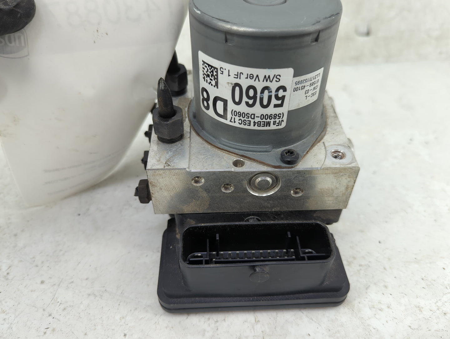 2016-2020 Kia Optima Throttle Body P/N:58900-D5060 Fits Fits 2015 2016 2017 2018 2019 2020 2021 2022 OEM Used Auto Parts - O
