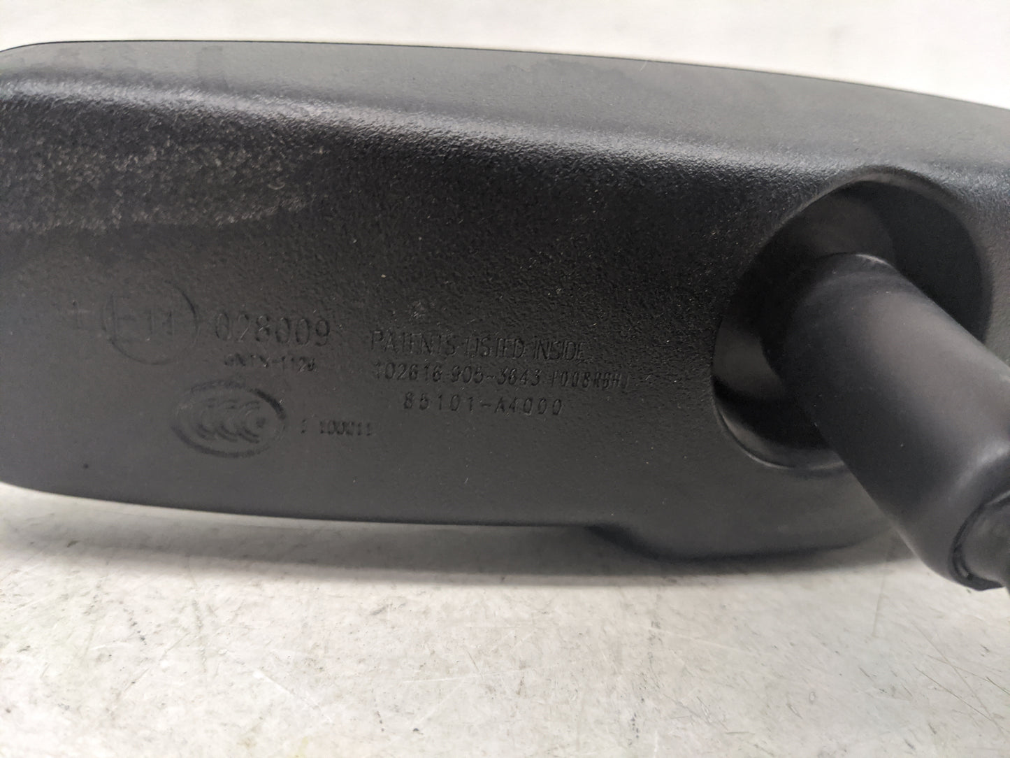 2016-2020 Kia Optima Interior Rear View Mirror Replacement OEM P/N:028009 85101-A4000 Fits OEM Used Auto Parts - Oemusedauto