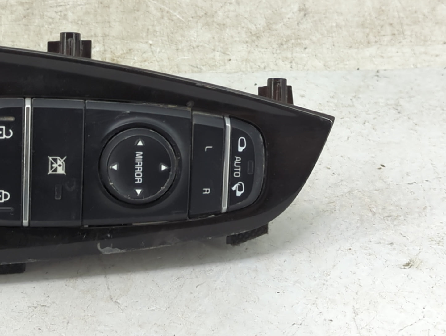 2016-2020 Kia Optima Master Power Window Switch Replacement Driver Side Left P/N:93572-D4210 93572-D4210 JG7 Fits OEM Used A