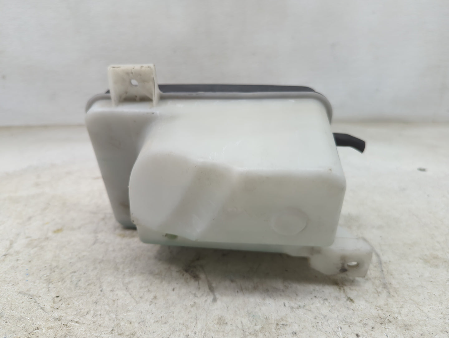 2016-2020 Kia Optima Radiator Coolant Overflow Expansion Tank Bottle 1465545 - Oemusedautoparts1.com
