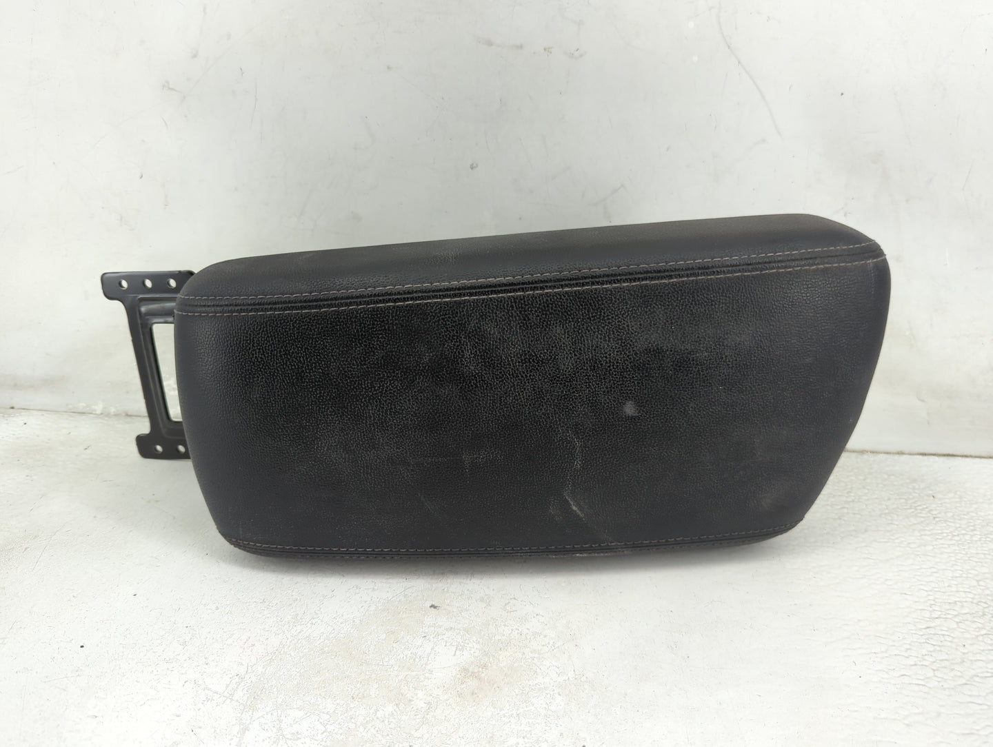 2017 Kia Optima Center Console Armrest Cover Lid Fits OEM Used Auto Parts - Oemusedautoparts1.com