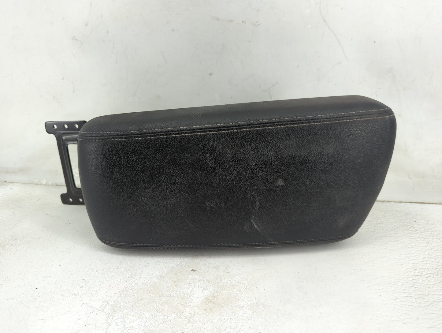 2017 Kia Optima Center Console Armrest Cover Lid Fits OEM Used Auto Parts - Oemusedautoparts1.com