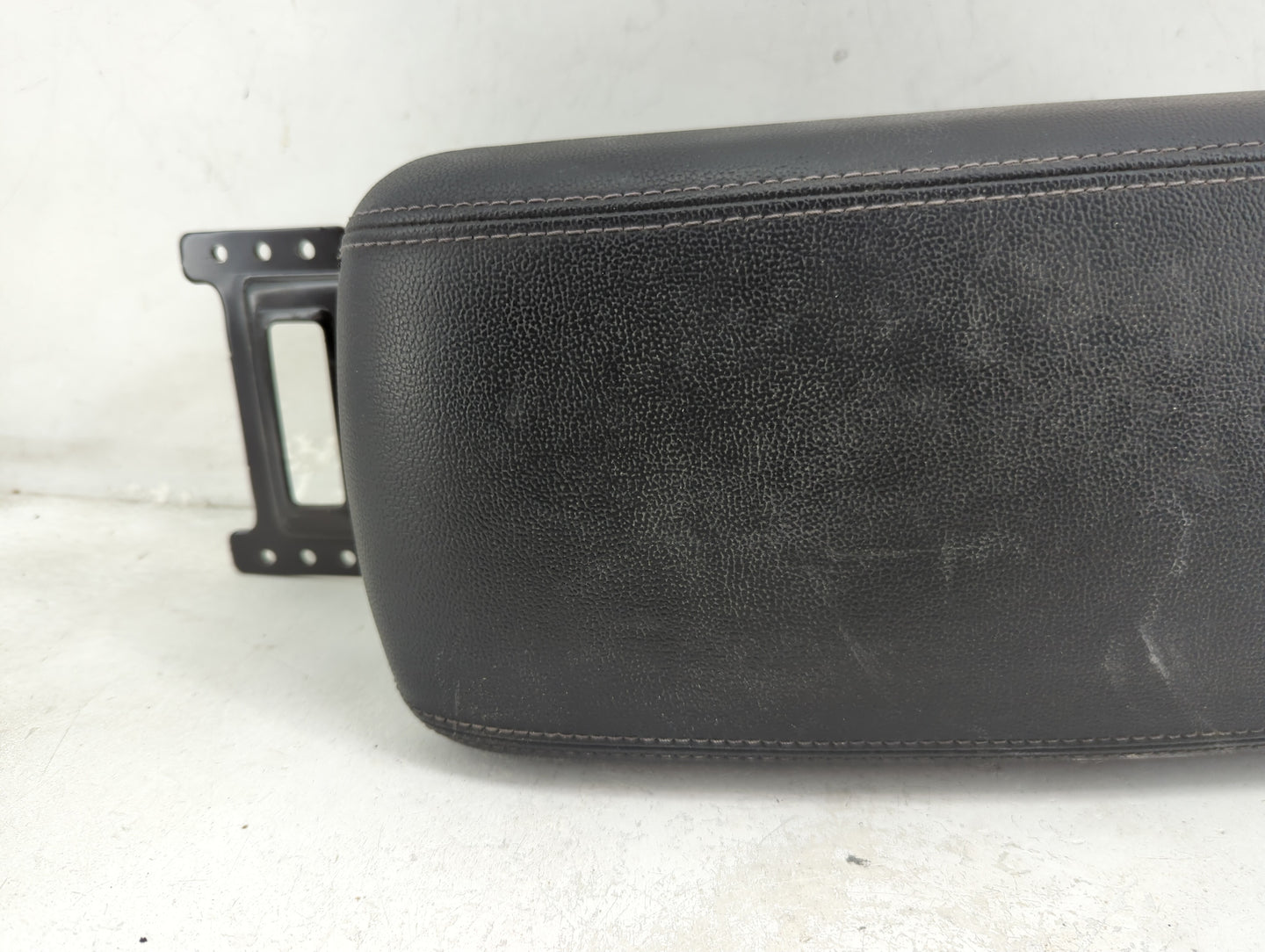 2017 Kia Optima Center Console Armrest Cover Lid Fits OEM Used Auto Parts - Oemusedautoparts1.com
