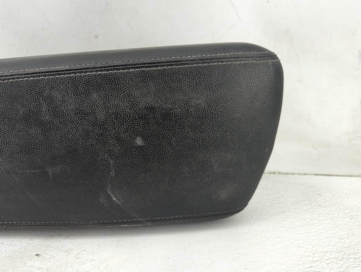 2017 Kia Optima Center Console Armrest Cover Lid Fits OEM Used Auto Parts - Oemusedautoparts1.com