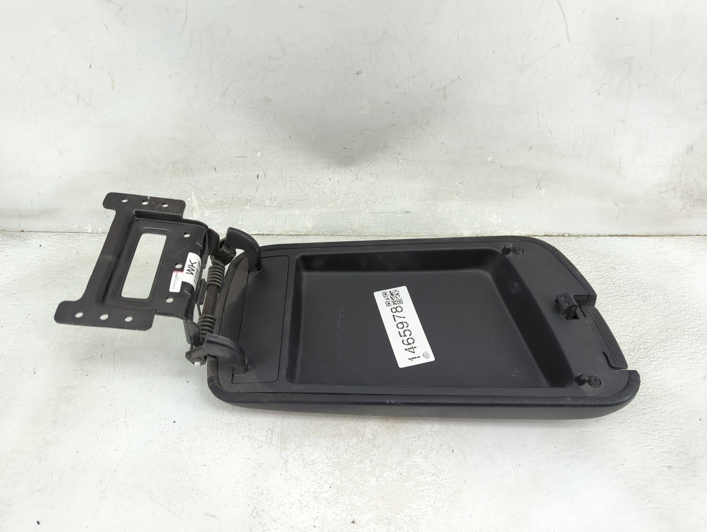 2017 Kia Optima Center Console Armrest Cover Lid Fits OEM Used Auto Parts - Oemusedautoparts1.com