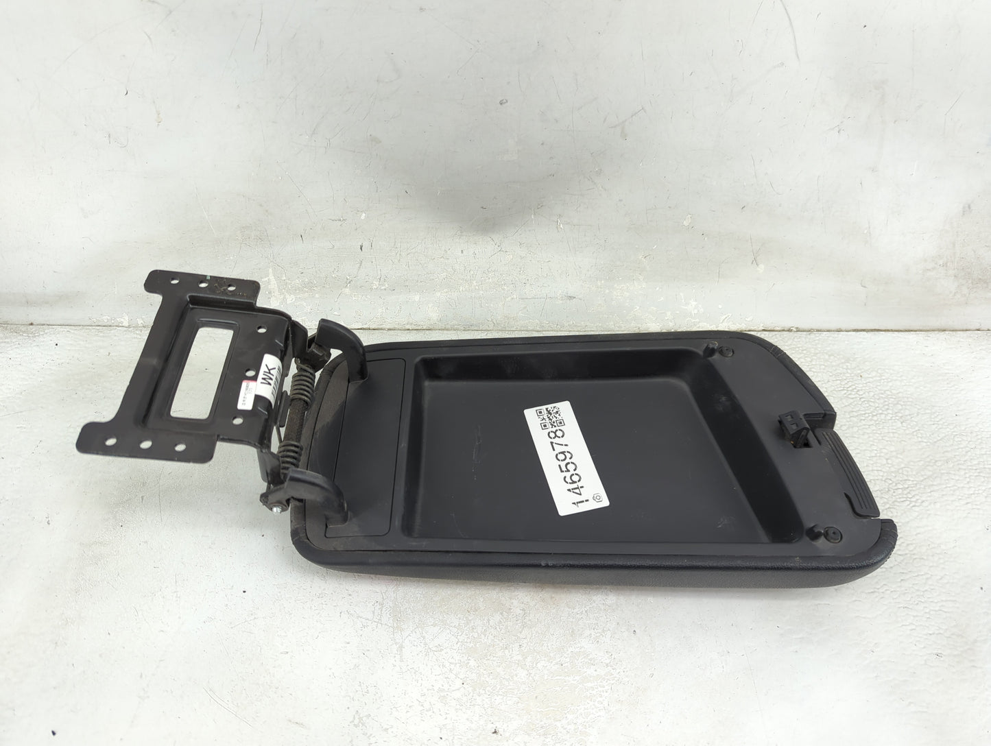 2017 Kia Optima Center Console Armrest Cover Lid Fits OEM Used Auto Parts - Oemusedautoparts1.com