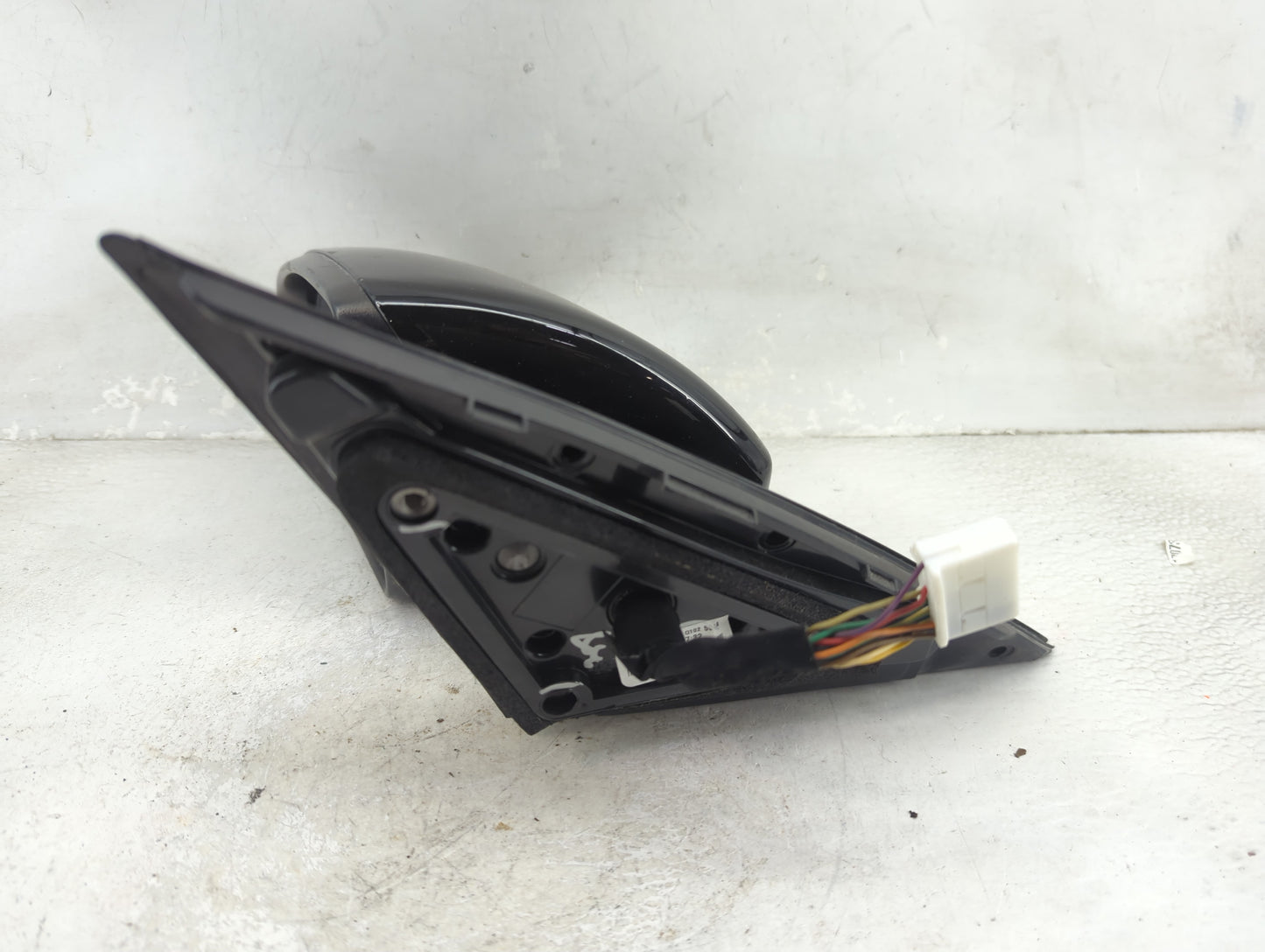 2016-2018 Kia Optima Driver Side View Mirror - Left Door Mirror OEM Used - Oemusedautoparts1.com
