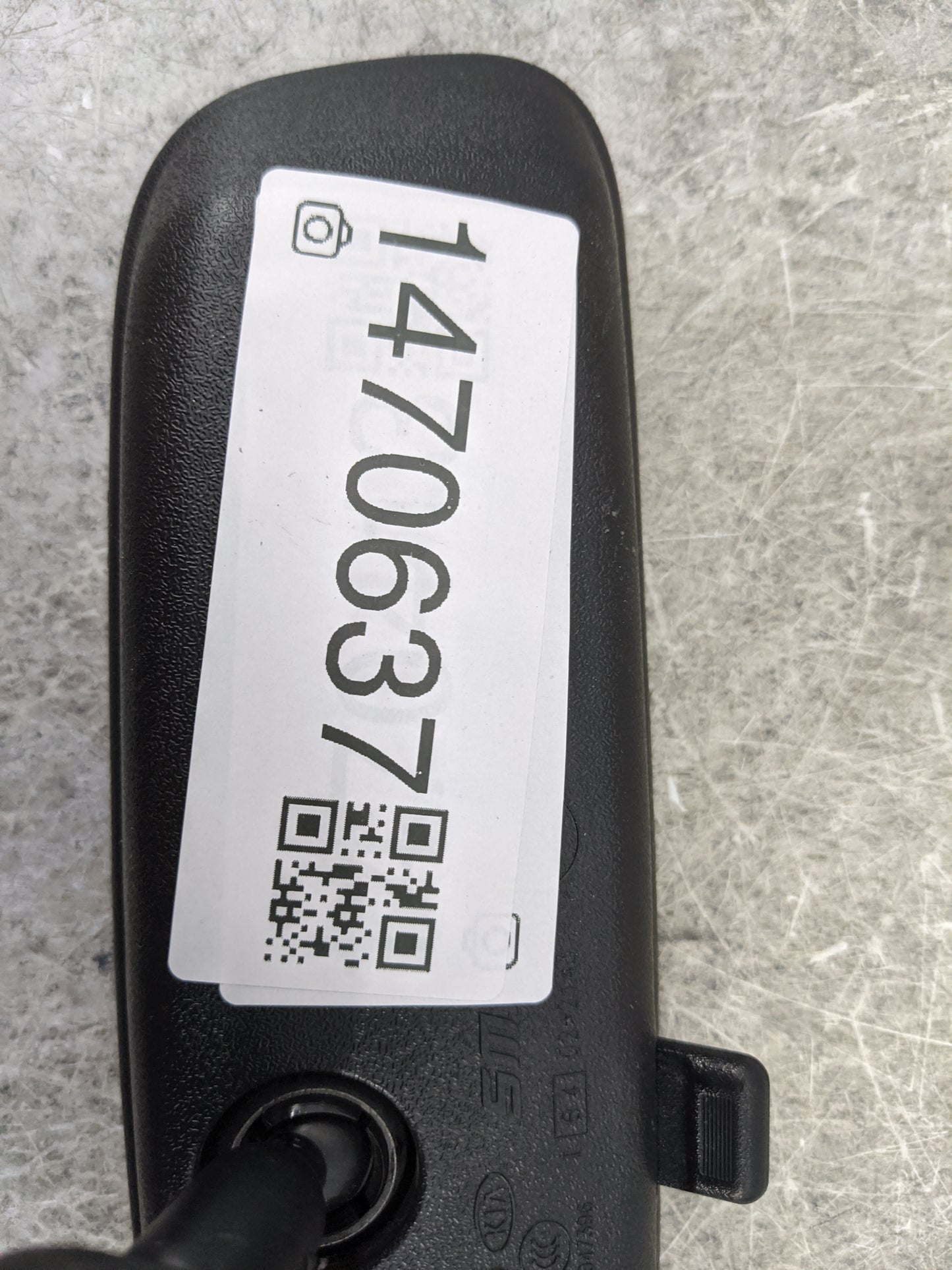 2011-2020 Kia Optima Interior Rear View Mirror Replacement OEM P/N:E4012143 Fits OEM Used Auto Parts - Oemusedautoparts1.com