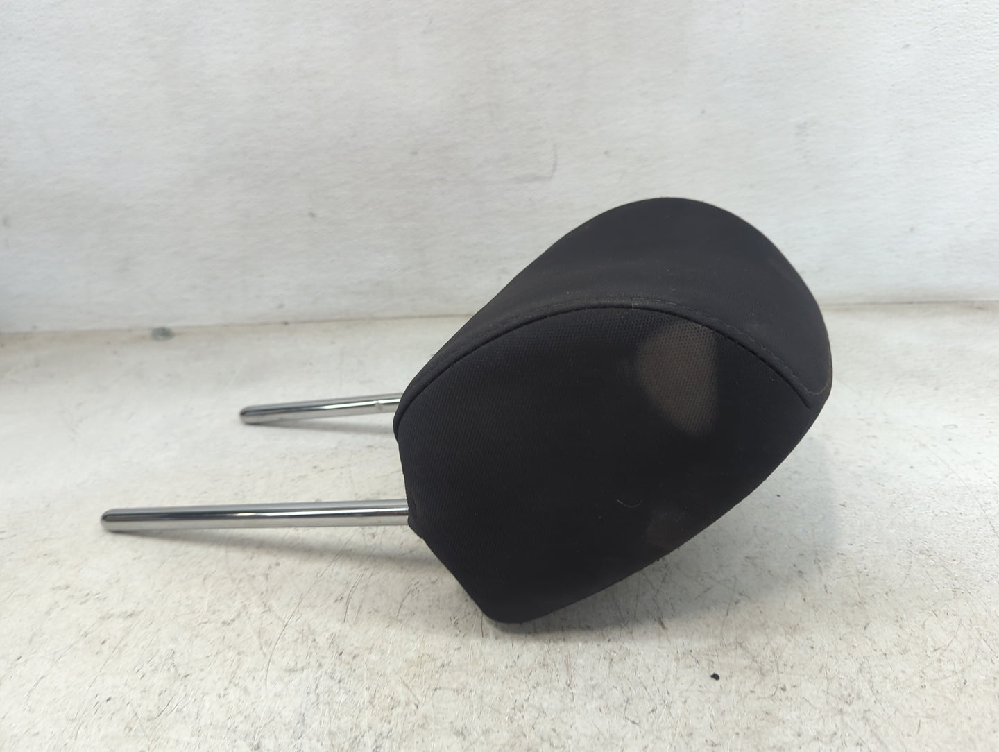 2016-2018 Kia Optima Headrest Head Rest Front Driver Seat Black 1471075 - Oemusedautoparts1.com