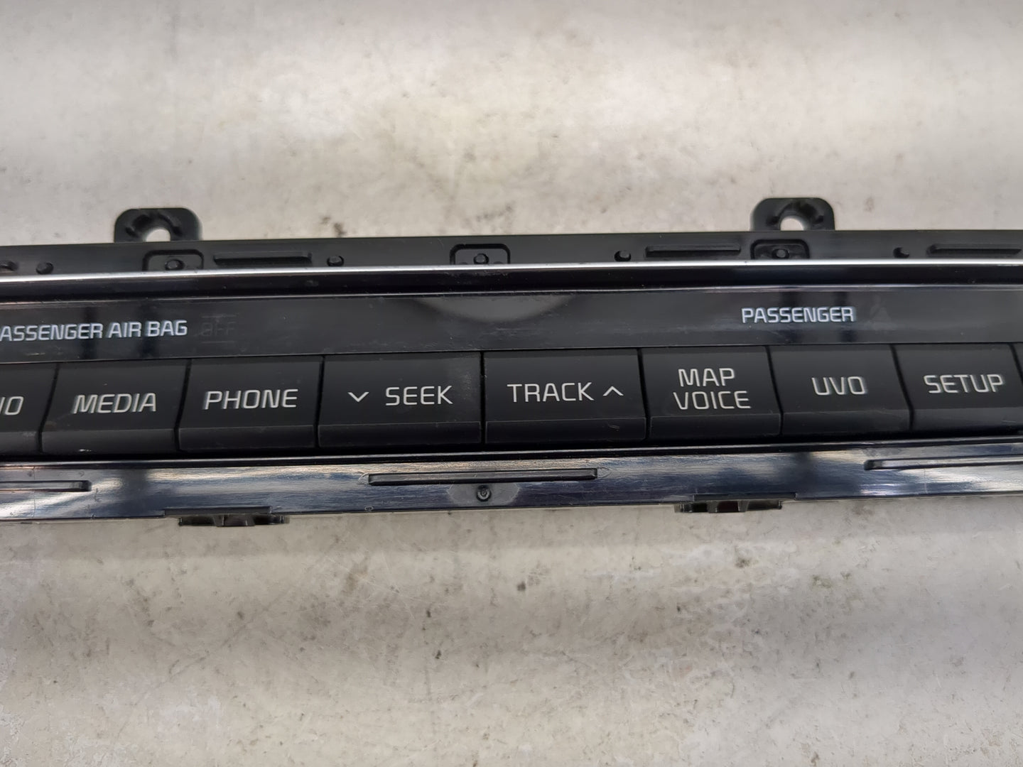 2016-2019 Kia Optima Radio Control Panel 1475057 - Oemusedautoparts1.com