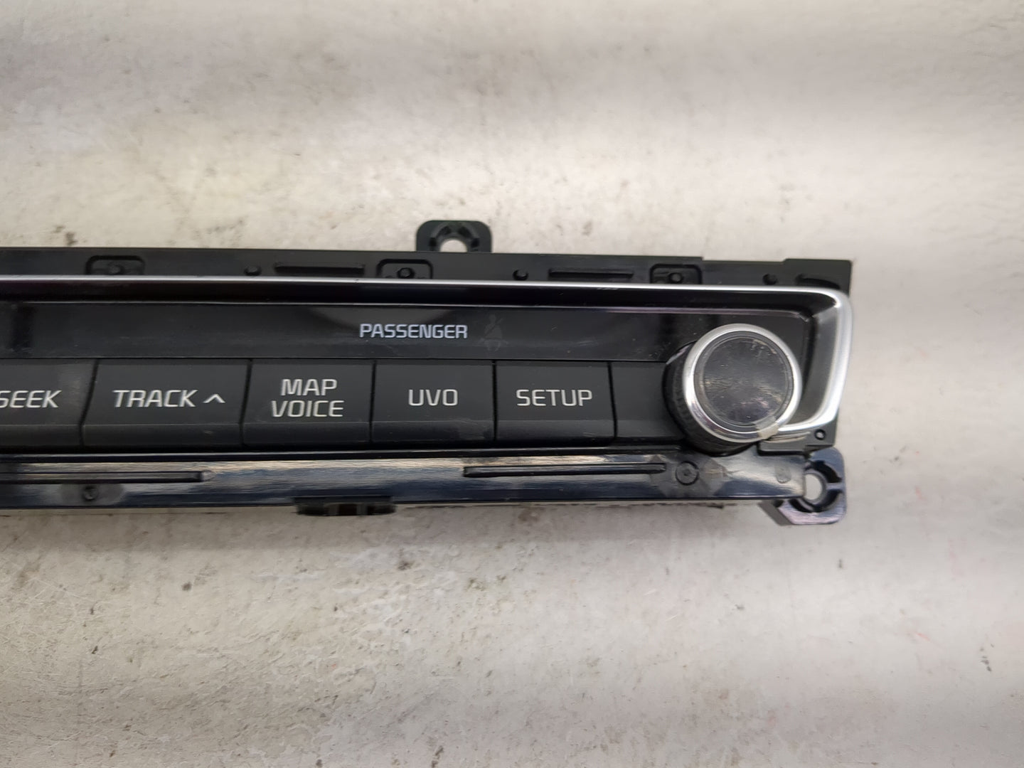 2016-2019 Kia Optima Radio Control Panel 1475057 - Oemusedautoparts1.com