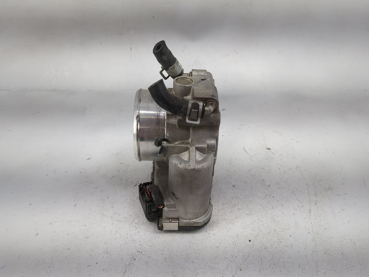 2016-2020 Kia Optima Throttle Body P/N:35100-2G600 0280750618 Fits Fits 2015 2016 2017 2018 2019 2020 2021 OEM Used Auto Par