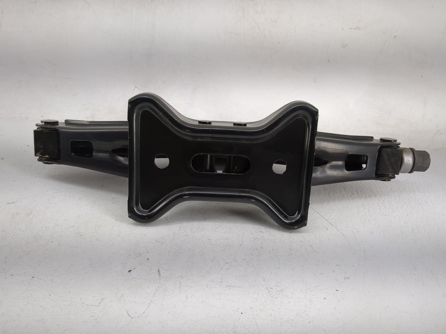 2017 Kia Optima Spare Scissor Car Jack Black - Oemusedautoparts1.com