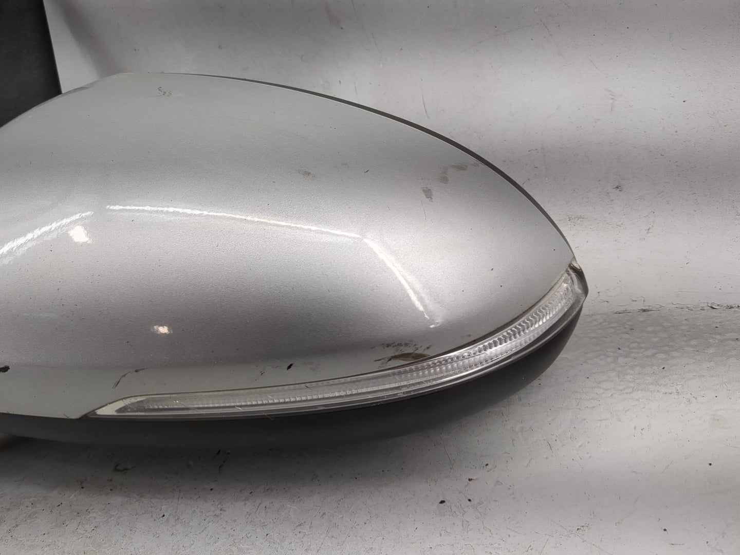 2016-2018 Kia Optima Driver Side View Mirror - Left Door Mirror OEM Used - Oemusedautoparts1.com
