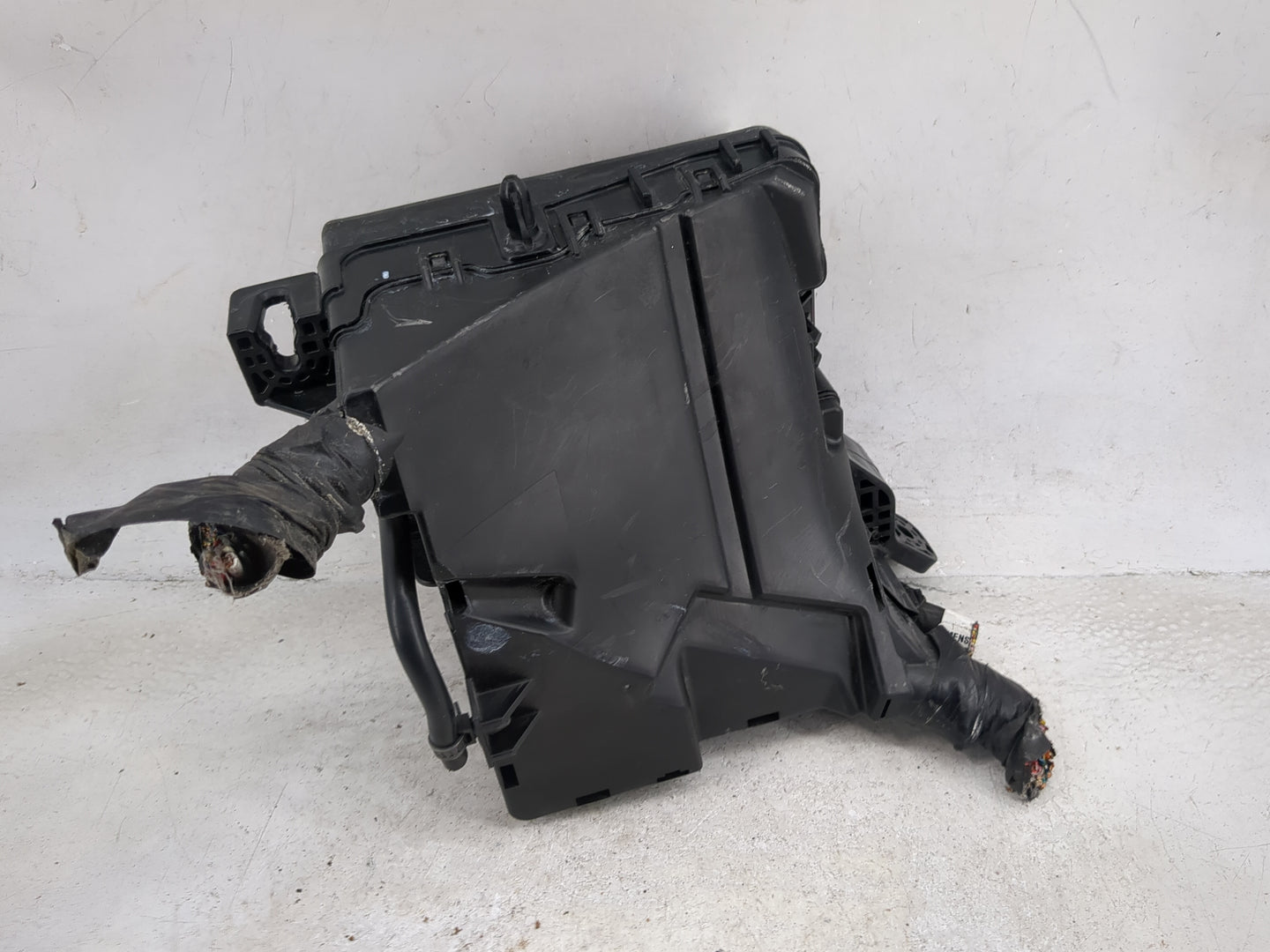 2016-2019 Kia Optima Fusebox Fuse Box Panel Relay Module P/N:91950-D5822 18980-09400, 18980-09450 Fits Fits 2016 2017 2018 2