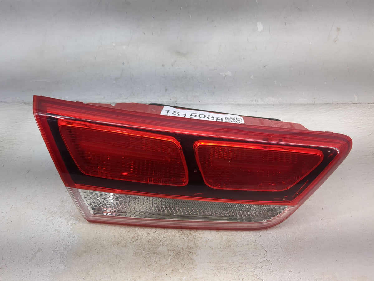 2016-2020 Kia Optima Driver Left Side Deck Lid Mounted Tail Light 1515088 - Oemusedautoparts1.com