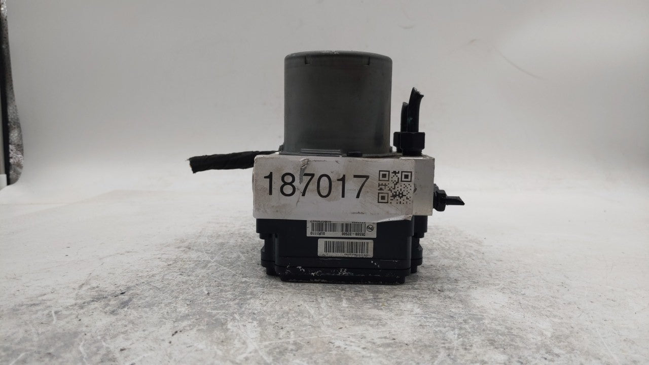 2017-2018 Kia Optima ABS Pump Control Module Replacement P/N:58900-D5060 58920-D5060 Fits Fits 2017 2018 OEM Used Auto Parts