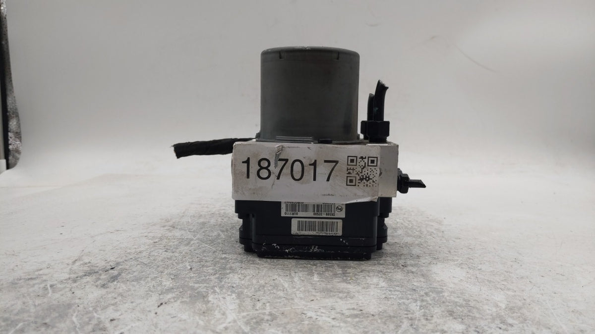 2017-2018 Kia Optima Anti-Lock Brake ABS Pump Module Actuator OEM P/N:58900-D5060 58920-D5060 Fits Fits 2017 2018 OEM Used A