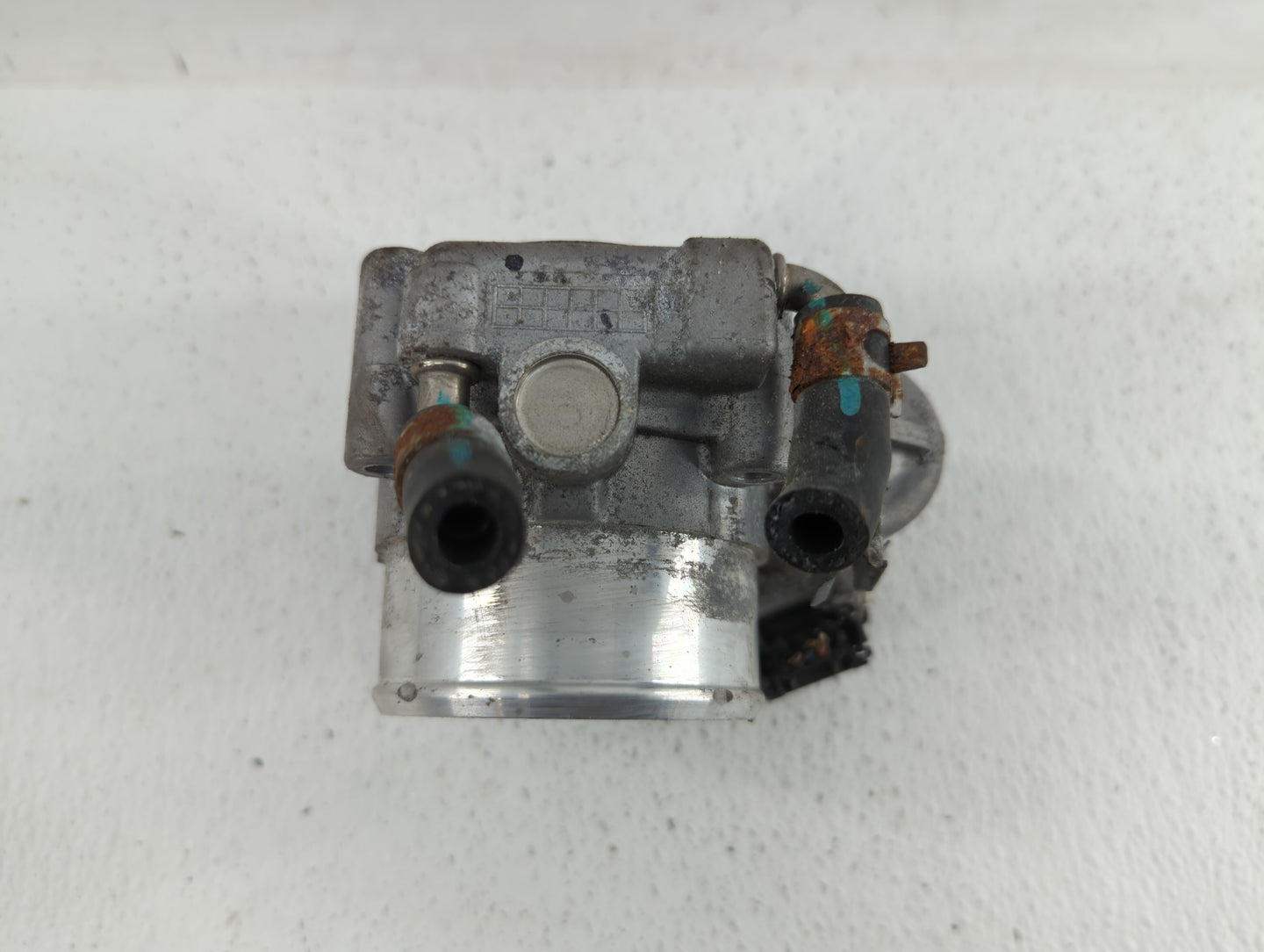 2016-2019 Kia Optima Throttle Body P/N:35100-2G600 Fits Fits 2015 2016 2017 2018 2019 OEM Used Auto Parts - Oemusedautoparts
