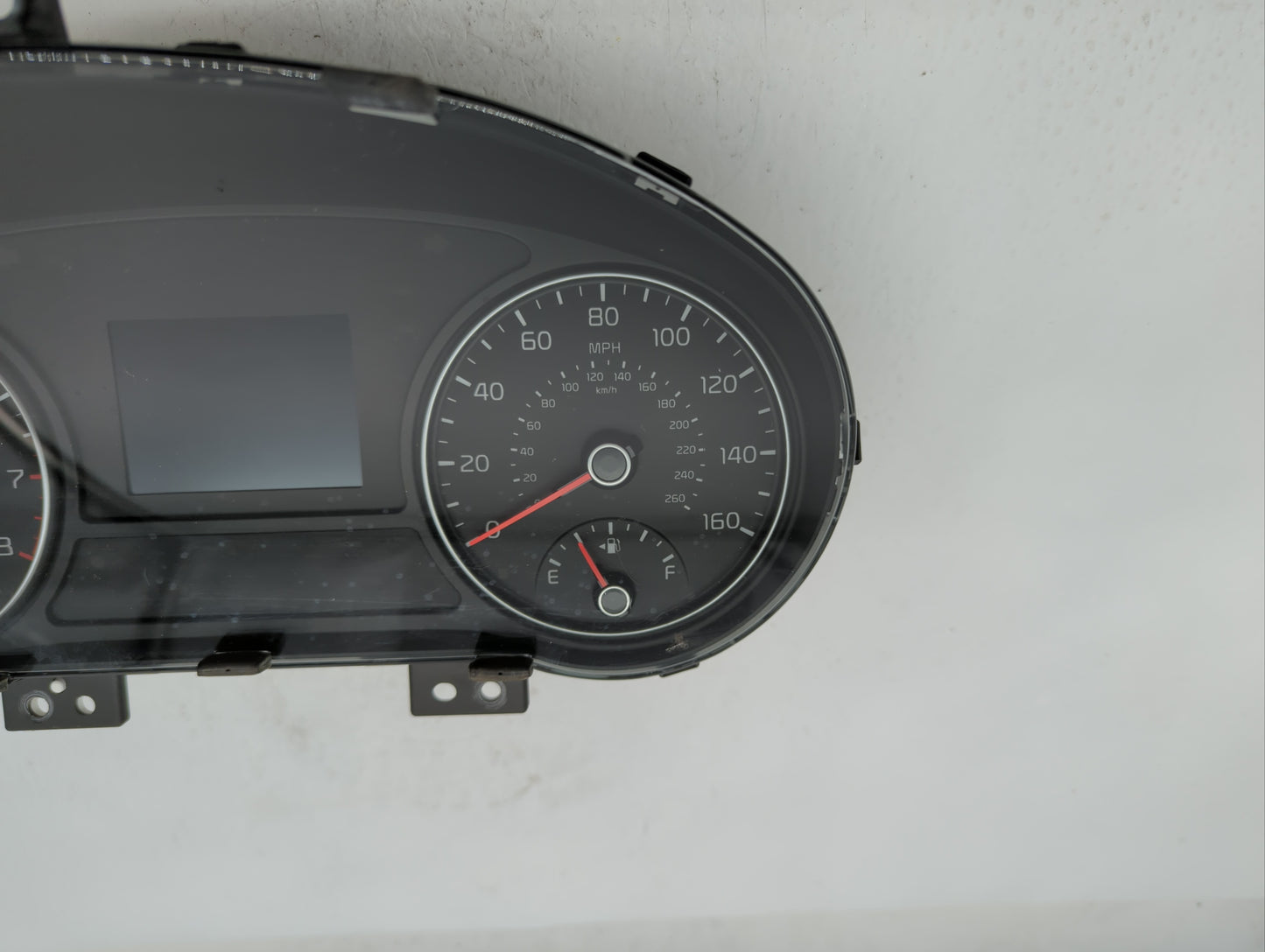 2017-2018 Kia Optima Instrument Cluster Speedometer Gauges P/N:94001-D5330 Fits Fits 2017 2018 OEM Used Auto Parts - Oemused
