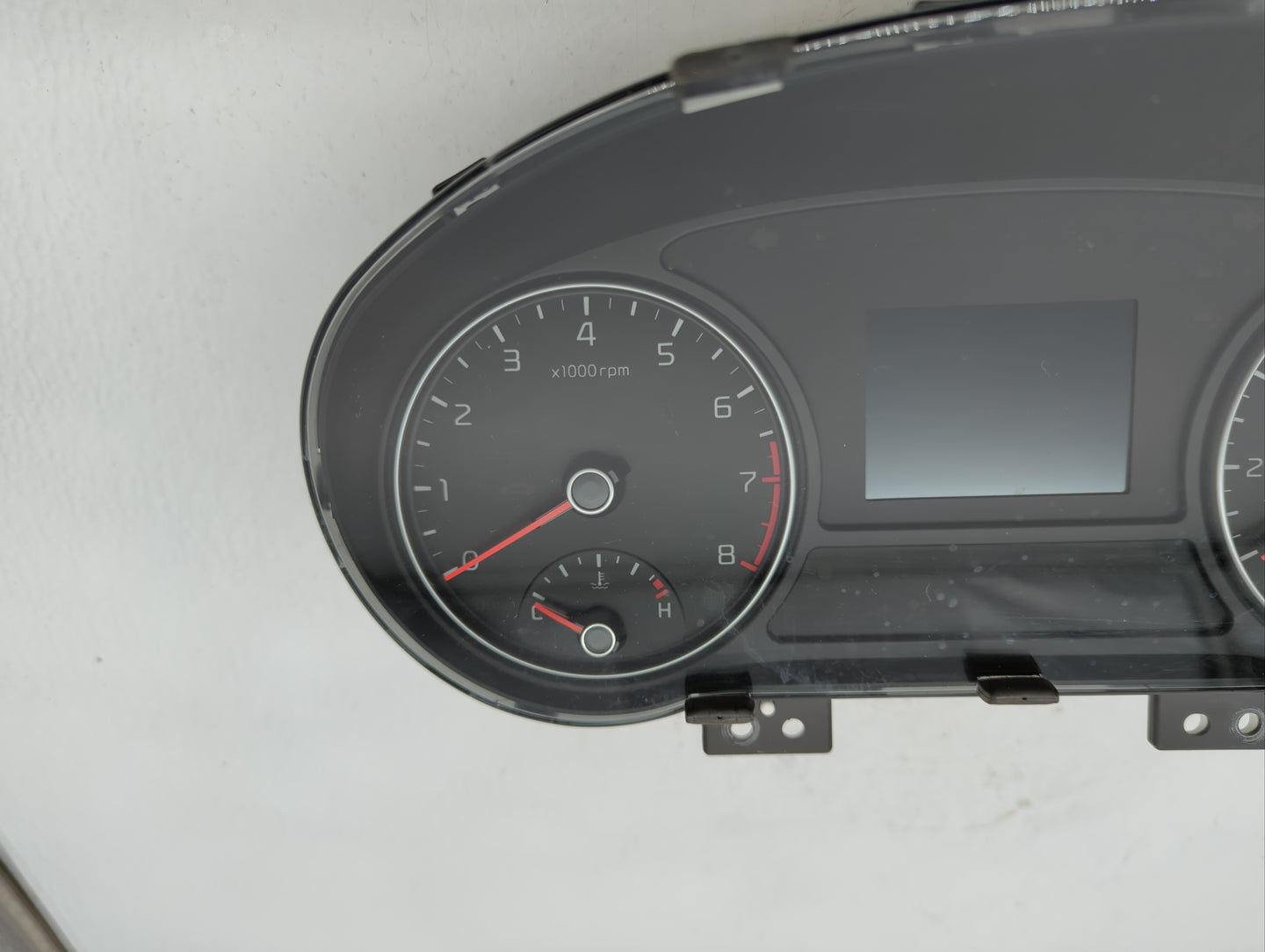 2017-2018 Kia Optima Instrument Cluster Speedometer Gauges P/N:94001-D5330 Fits Fits 2017 2018 OEM Used Auto Parts - Oemused