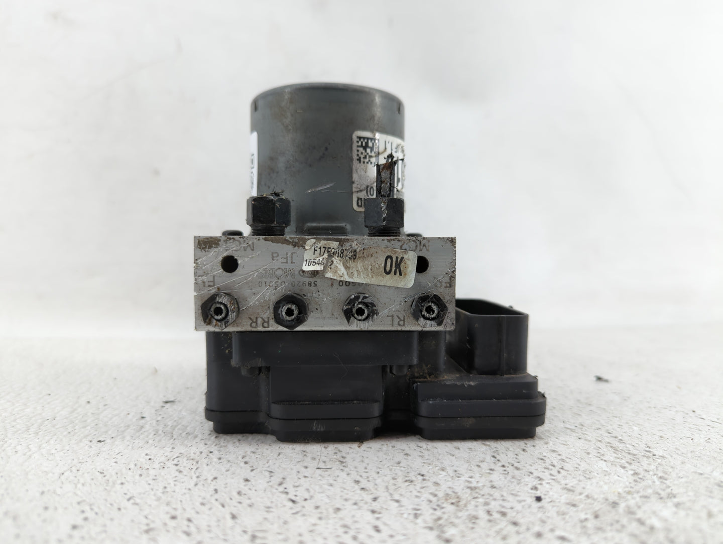 2016-2018 Kia Optima ABS Pump Control Module Replacement P/N:D5589-32500 58920-D5060, 58920-D5010 Fits Fits 2016 2017 2018 O