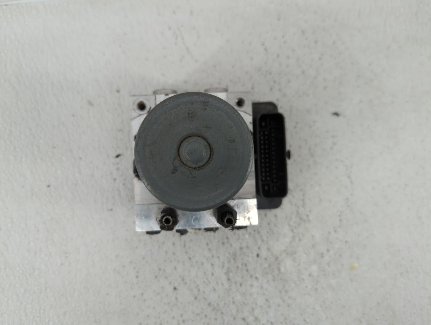 2016-2018 Kia Optima ABS Pump Control Module Replacement P/N:D5589-32500 58920-D5060, 58920-D5010 Fits Fits 2016 2017 2018 O