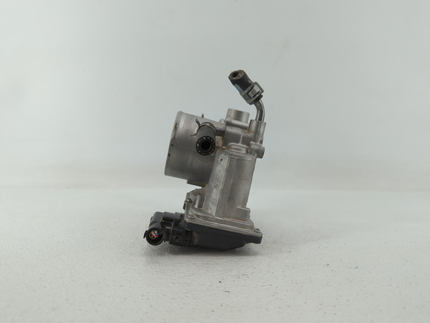 2017-2019 Kia Optima Throttle Body P/N:35100-2E610 Fits Fits 2016 2017 2018 2019 OEM Used Auto Parts - Oemusedautoparts1.com