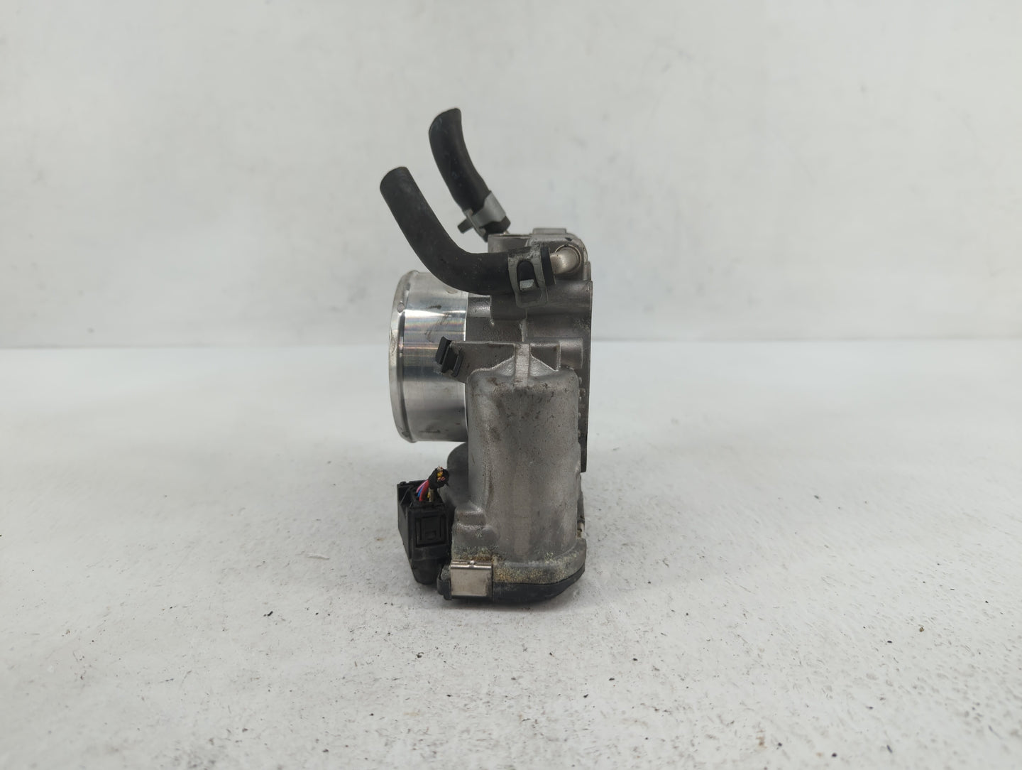 2016-2019 Kia Optima Throttle Body P/N:0 280 750 618 35100-2G600 Fits Fits 2015 2016 2017 2018 2019 OEM Used Auto Parts - Oe