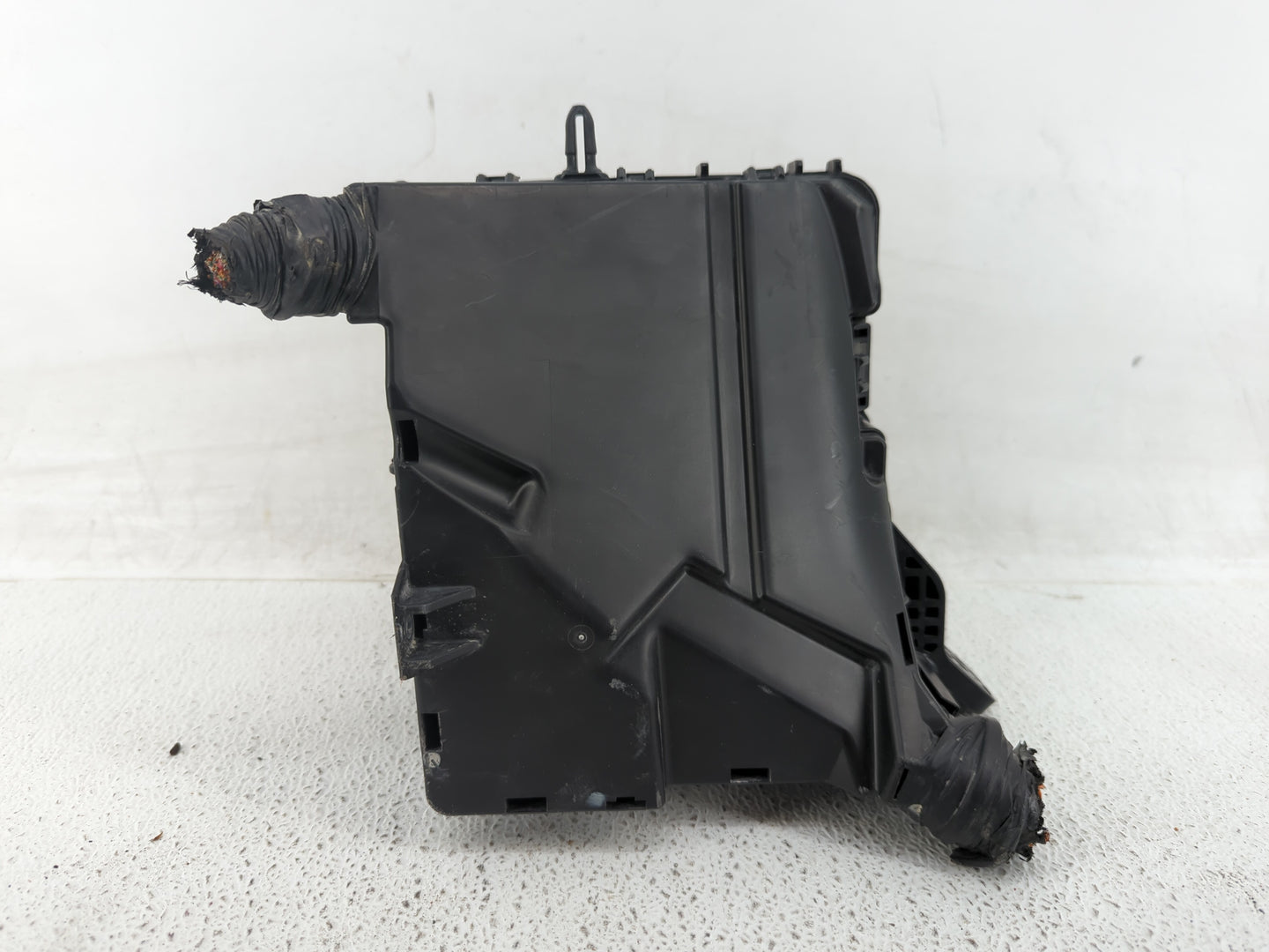 2017-2019 Kia Optima Fusebox Fuse Box Panel Relay Module P/N:91230-A8120 Fits Fits 2017 2018 2019 OEM Used Auto Parts - Oemu