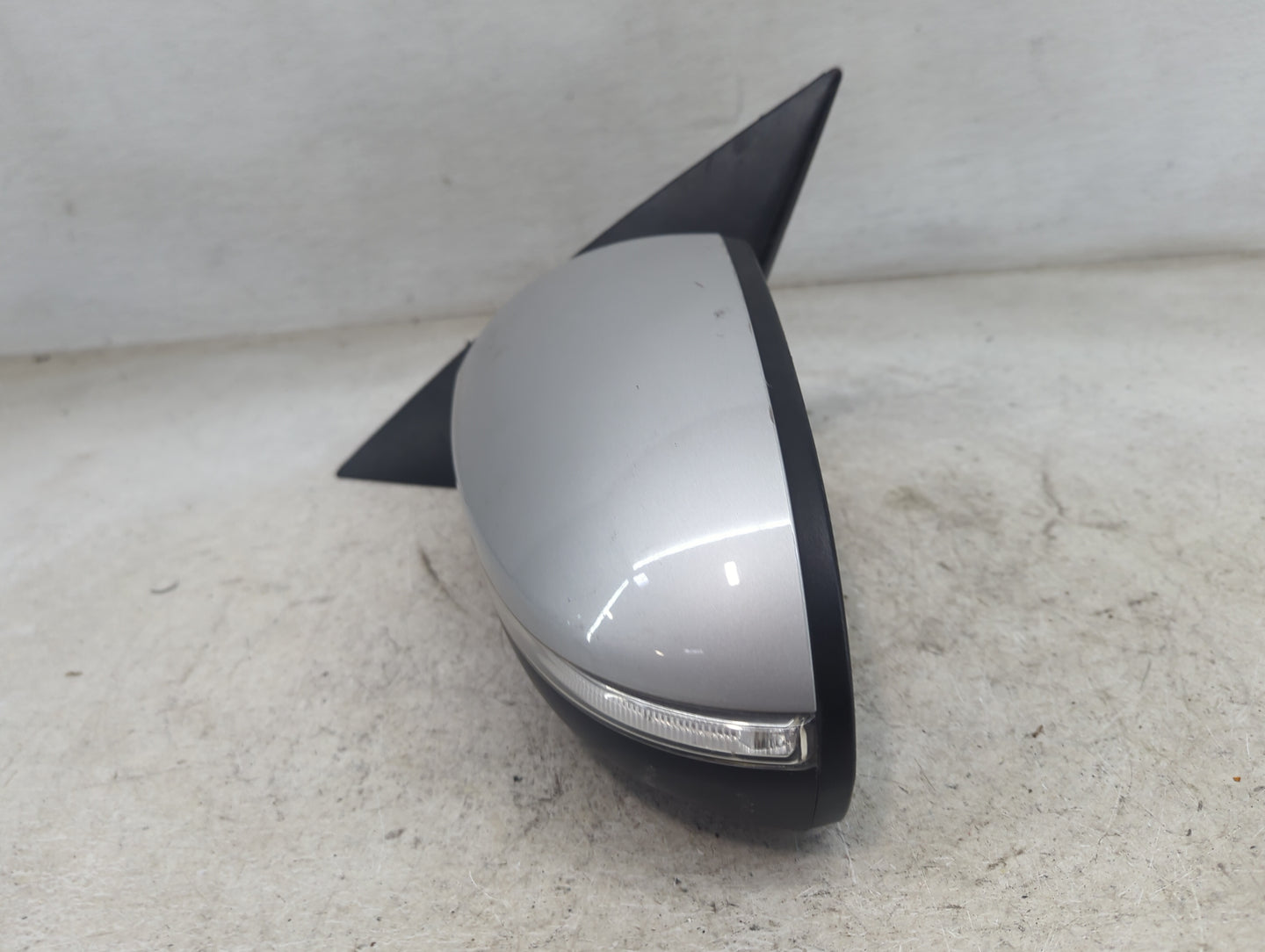 2016-2018 Kia Optima Driver Side View Mirror - Left Door Mirror OEM Used - Oemusedautoparts1.com