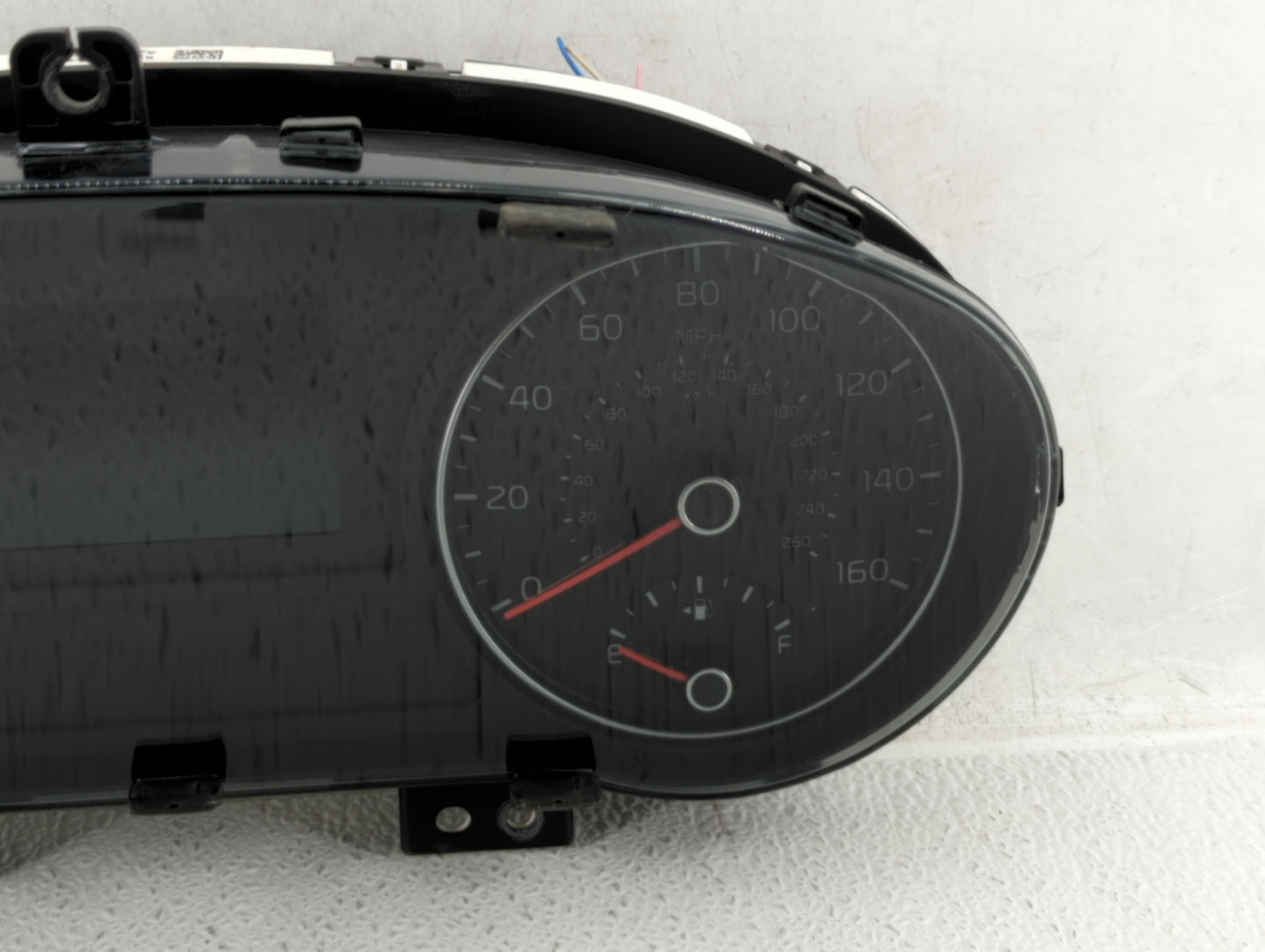 2017-2018 Kia Optima Instrument Cluster Speedometer Gauges P/N:94001-D5300 Fits Fits 2017 2018 OEM Used Auto Parts - Oemused