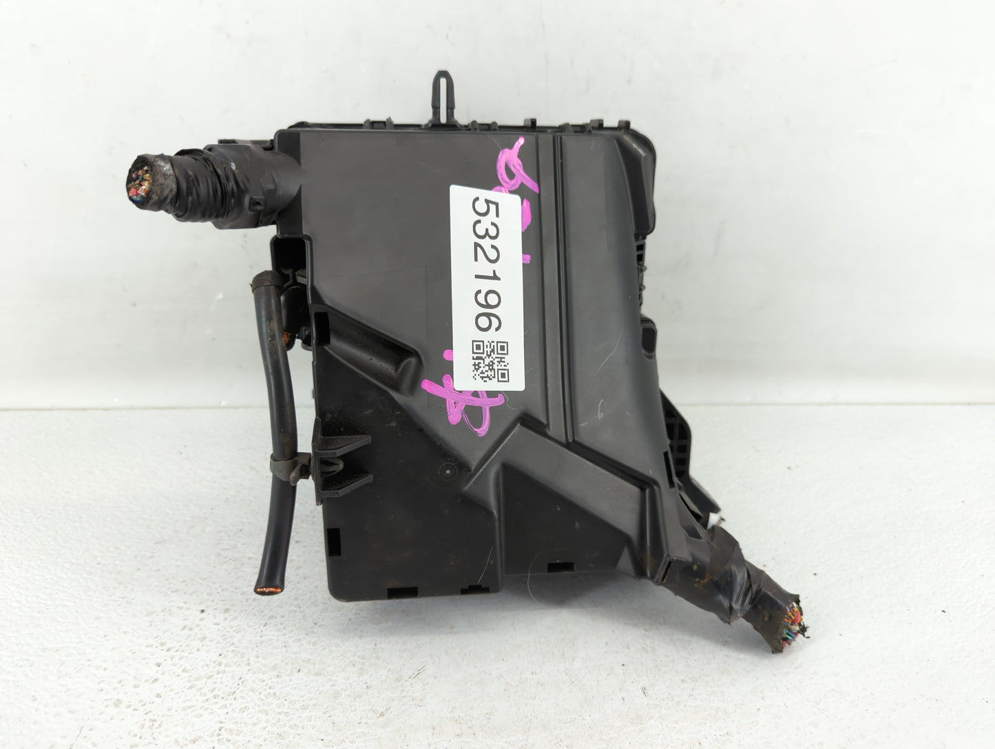 2016-2019 Kia Optima Fusebox Fuse Box Panel Relay Module P/N:91950-D5822 Fits Fits 2016 2017 2018 2019 OEM Used Auto Parts -