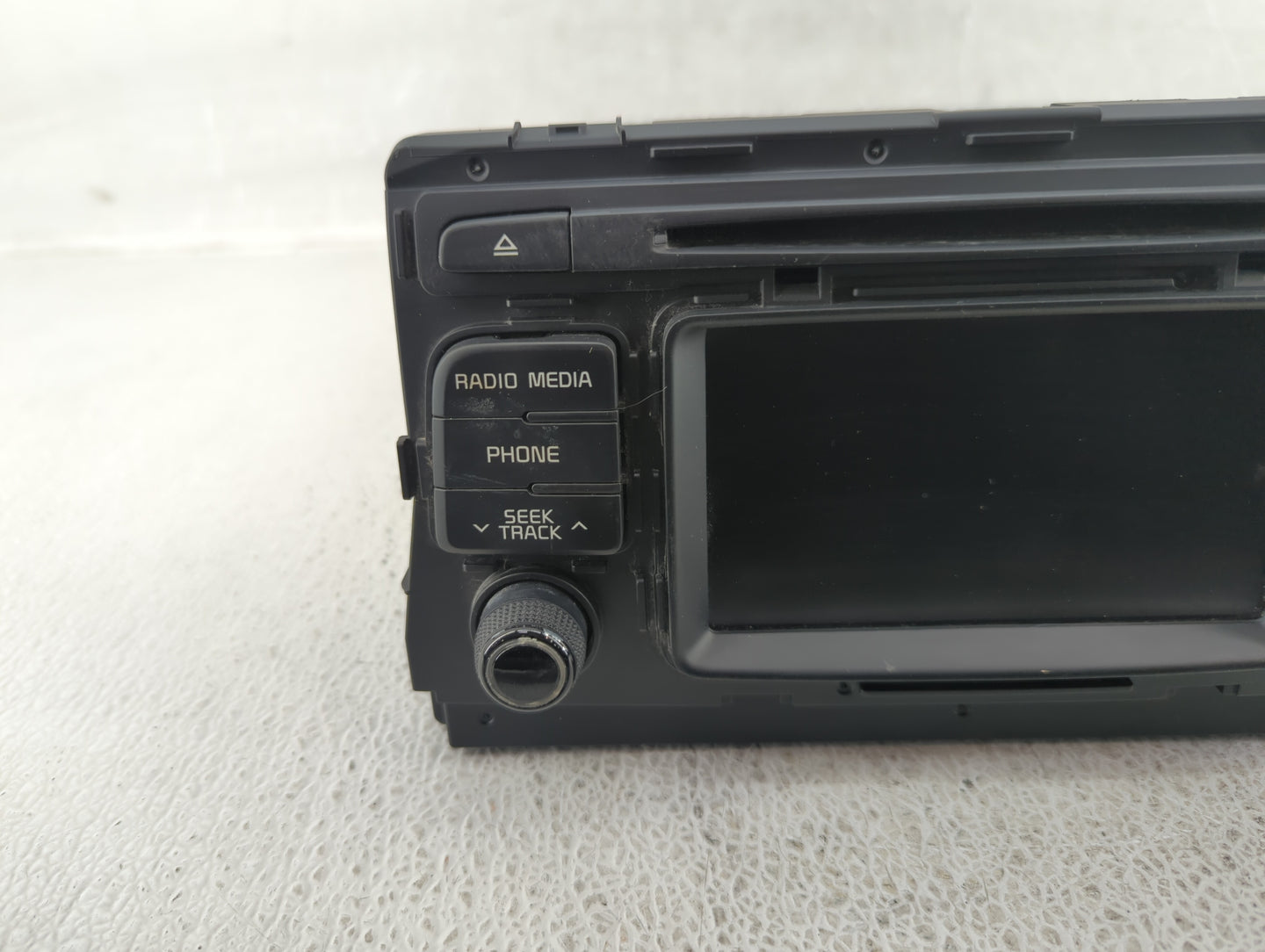 2017-2018 Kia Optima Am Fm Cd Player Radio Receiver - Oemusedautoparts1.com