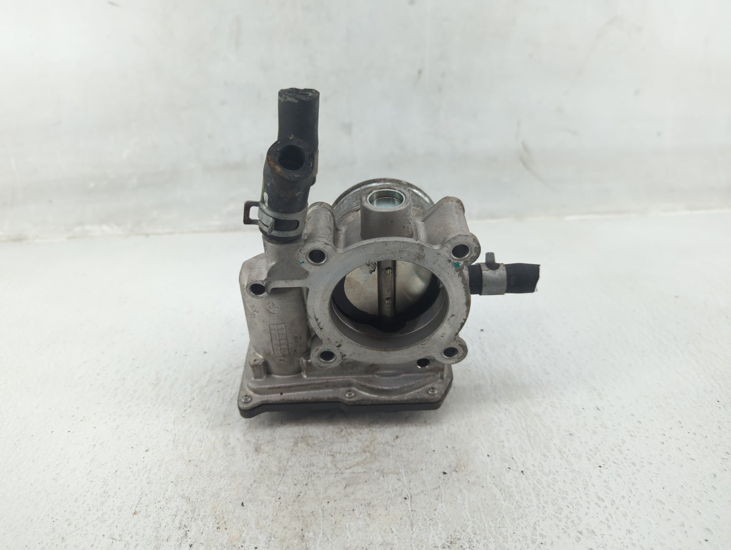 2016-2020 Kia Optima Throttle Body P/N:35100-2B340 Fits Fits 2015 2016 2017 2018 2019 2020 2021 2022 OEM Used Auto Parts - O