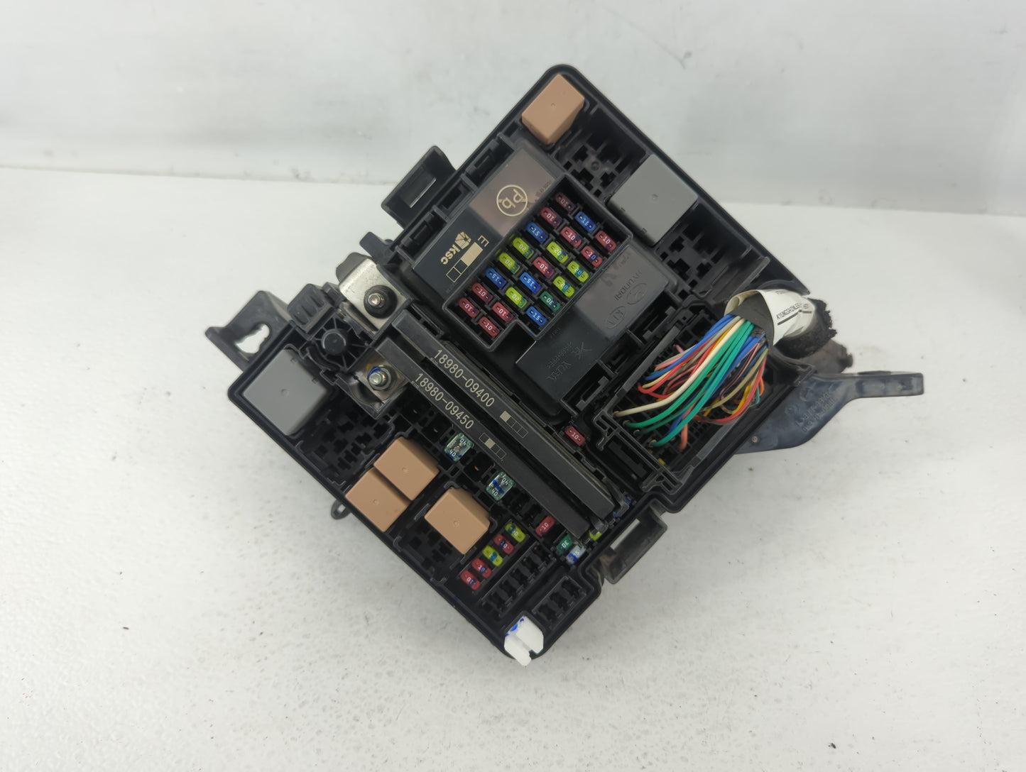 2016-2019 Kia Optima Fusebox Fuse Box Panel Relay Module P/N:91950-D5822 Fits Fits 2016 2017 2018 2019 OEM Used Auto Parts -