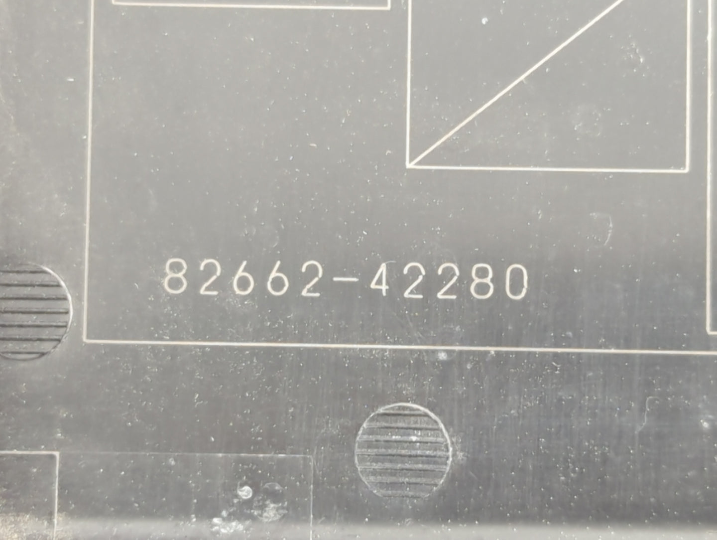 2016-2019 Kia Optima Fusebox Fuse Box Panel Relay Module P/N:82662-42280 Fits Fits 2016 2017 2018 2019 OEM Used Auto Parts -