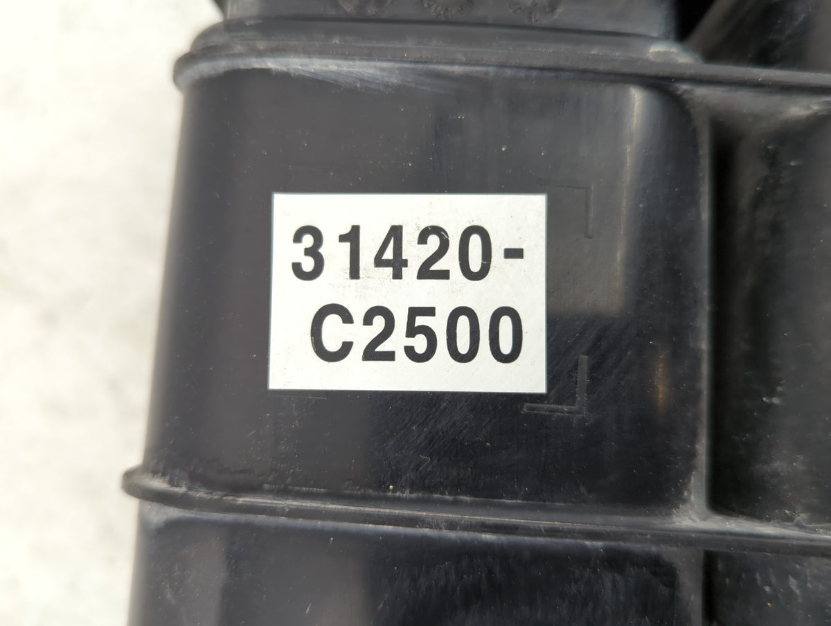2017 Kia Optima Fuel Vapor Charcoal Canister 595442 - Oemusedautoparts1.com