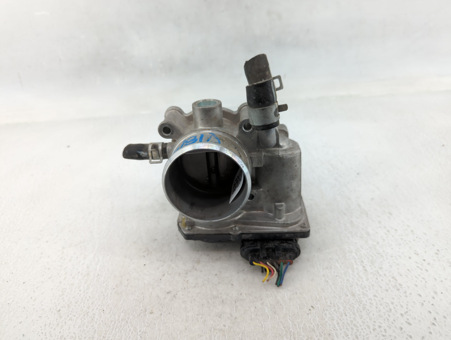 2016-2020 Kia Optima Throttle Body P/N:35100-2B340 Fits Fits 2015 2016 2017 2018 2019 2020 2021 2022 OEM Used Auto Parts - O