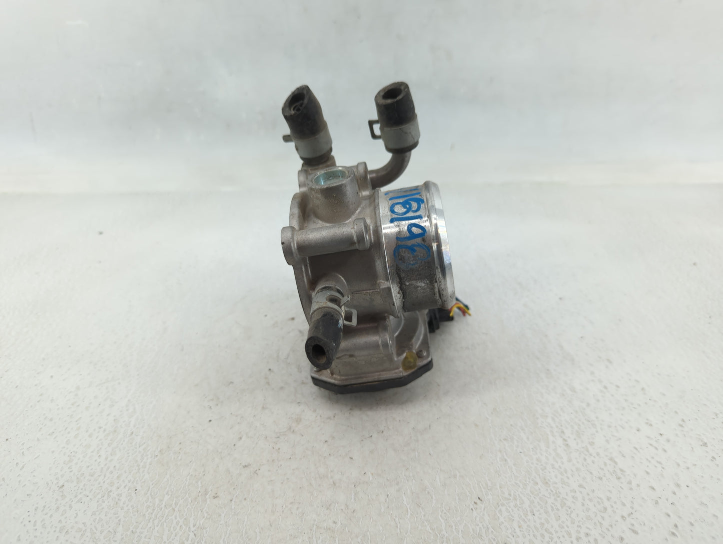 2016-2020 Kia Optima Throttle Body P/N:35100-2B340 Fits Fits 2015 2016 2017 2018 2019 2020 2021 2022 OEM Used Auto Parts - O
