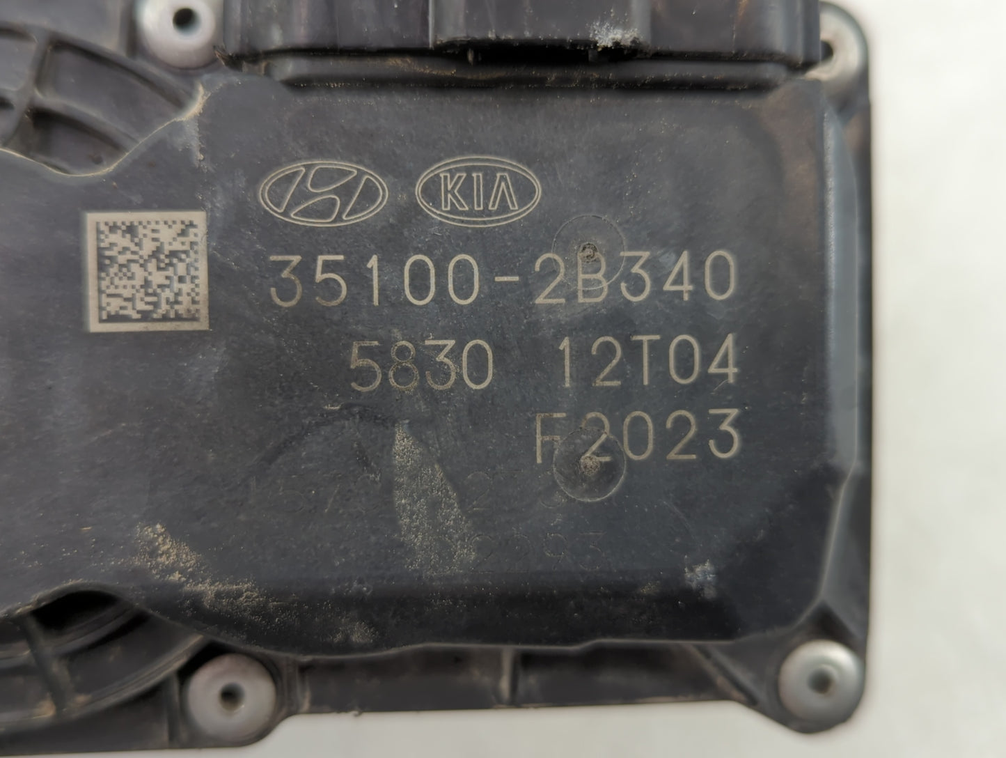 2016-2020 Kia Optima Throttle Body P/N:35100-2B340 Fits Fits 2015 2016 2017 2018 2019 2020 2021 2022 OEM Used Auto Parts - O