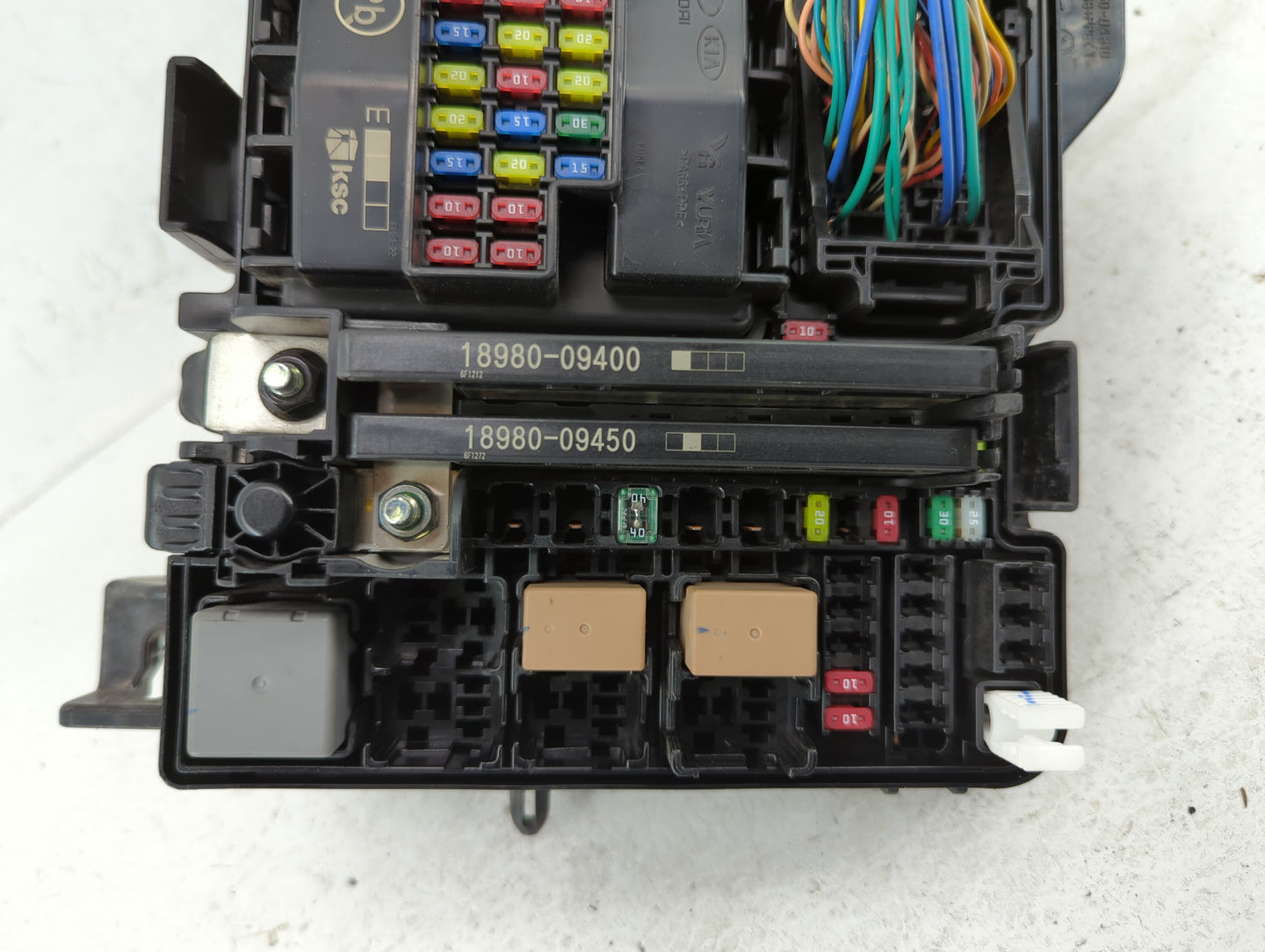 2016-2019 Kia Optima Fusebox Fuse Box Panel Relay Module P/N:91950-D5822 Fits Fits 2016 2017 2018 2019 OEM Used Auto Parts -